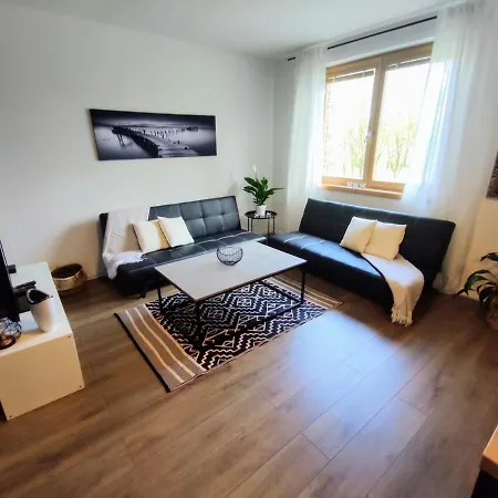 Апартаменты Loggia Park & Free Parking Жилина